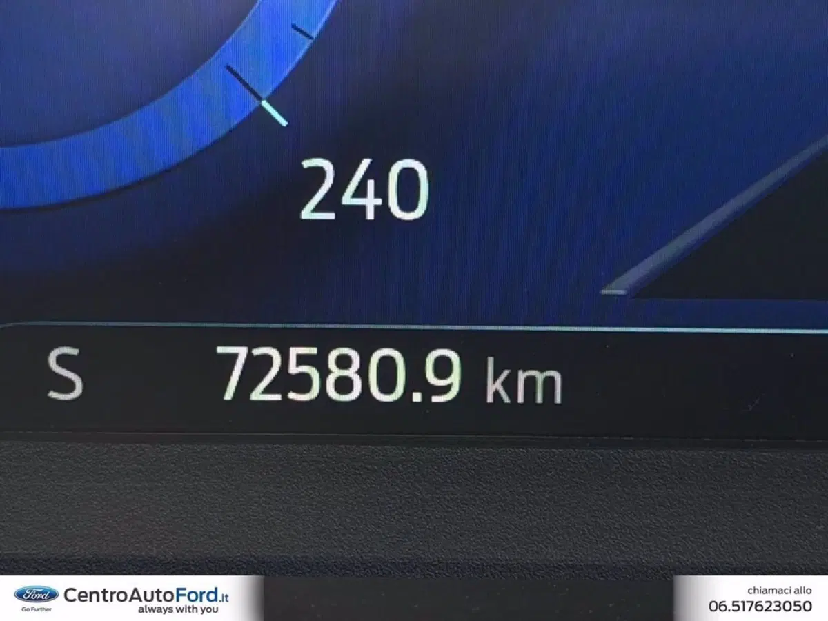 Ford Kuga usata a Roma (16)