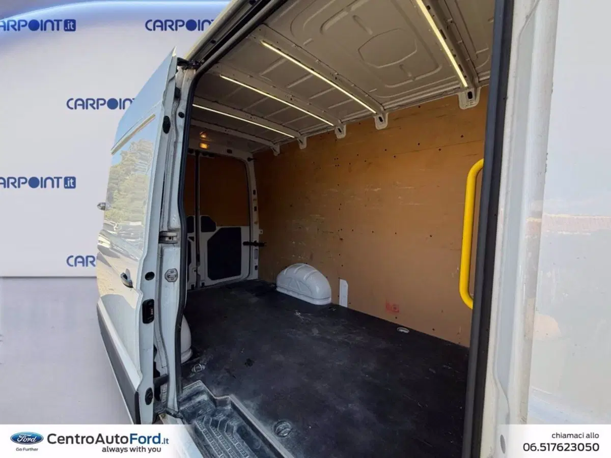 Volkswagen Veicoli Commerciali Crafter Furgone usata a Roma (13)