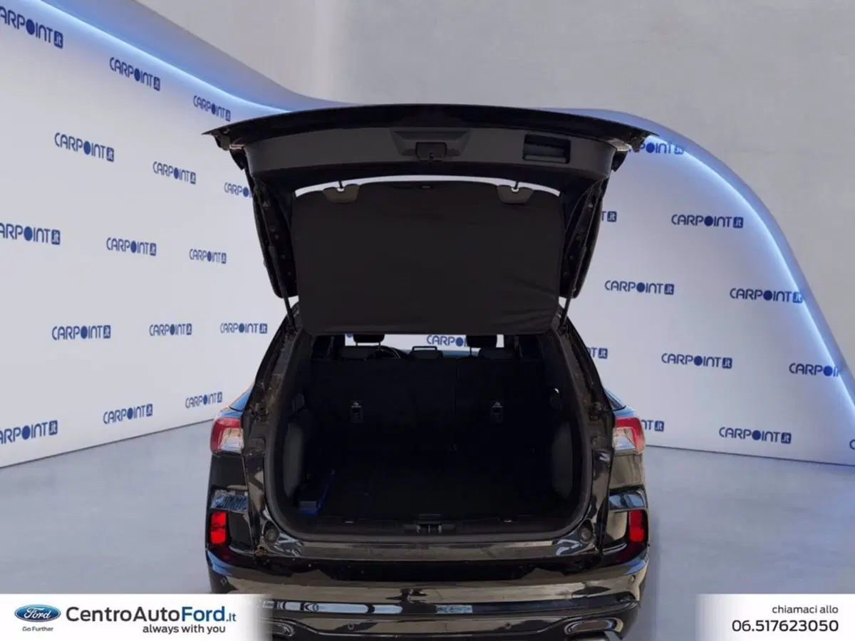Ford Kuga usata a Roma (17)