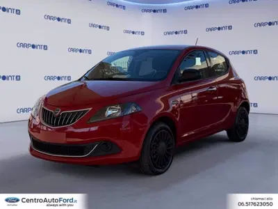 Lancia Ypsilon 1.0 FireFly 5 porte S&S Hybrid Silver Plus del 2022 usata a Albano Laziale