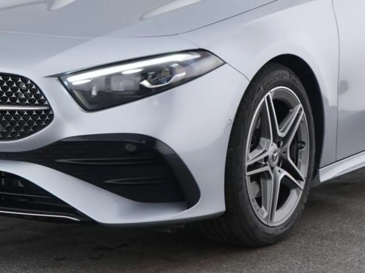 Mercedes-Benz Classe A usata a Milano (4)