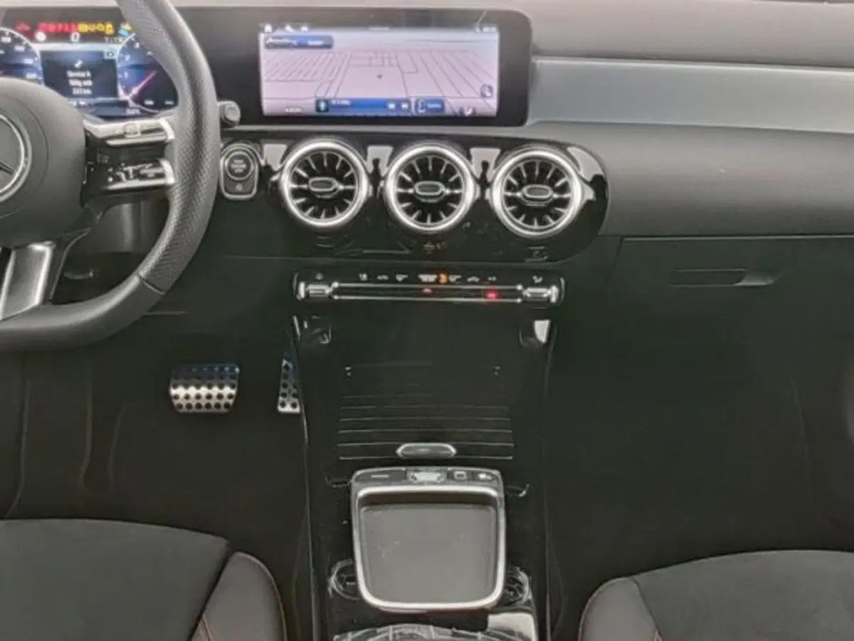 Mercedes-Benz Classe A usata a Milano (5)