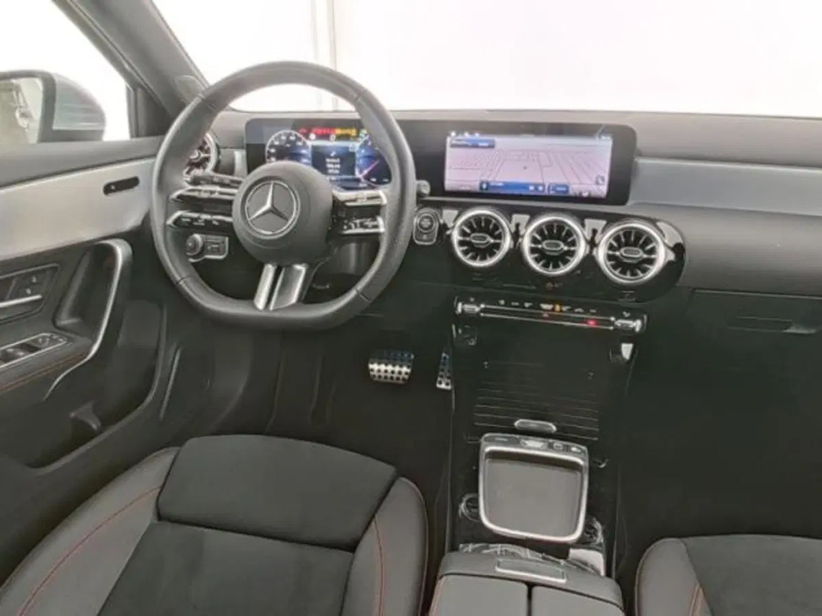 Mercedes-Benz Classe A usata a Milano (6)
