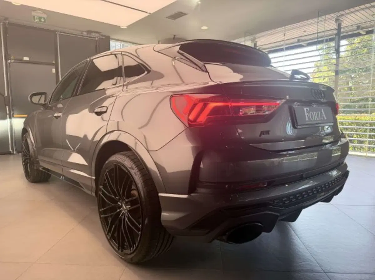Audi RS Q3 Sportback usata a Torino (15)