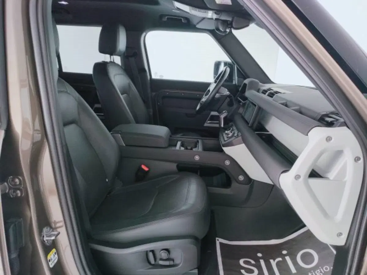 Land Rover Defender usata a Teramo (13)