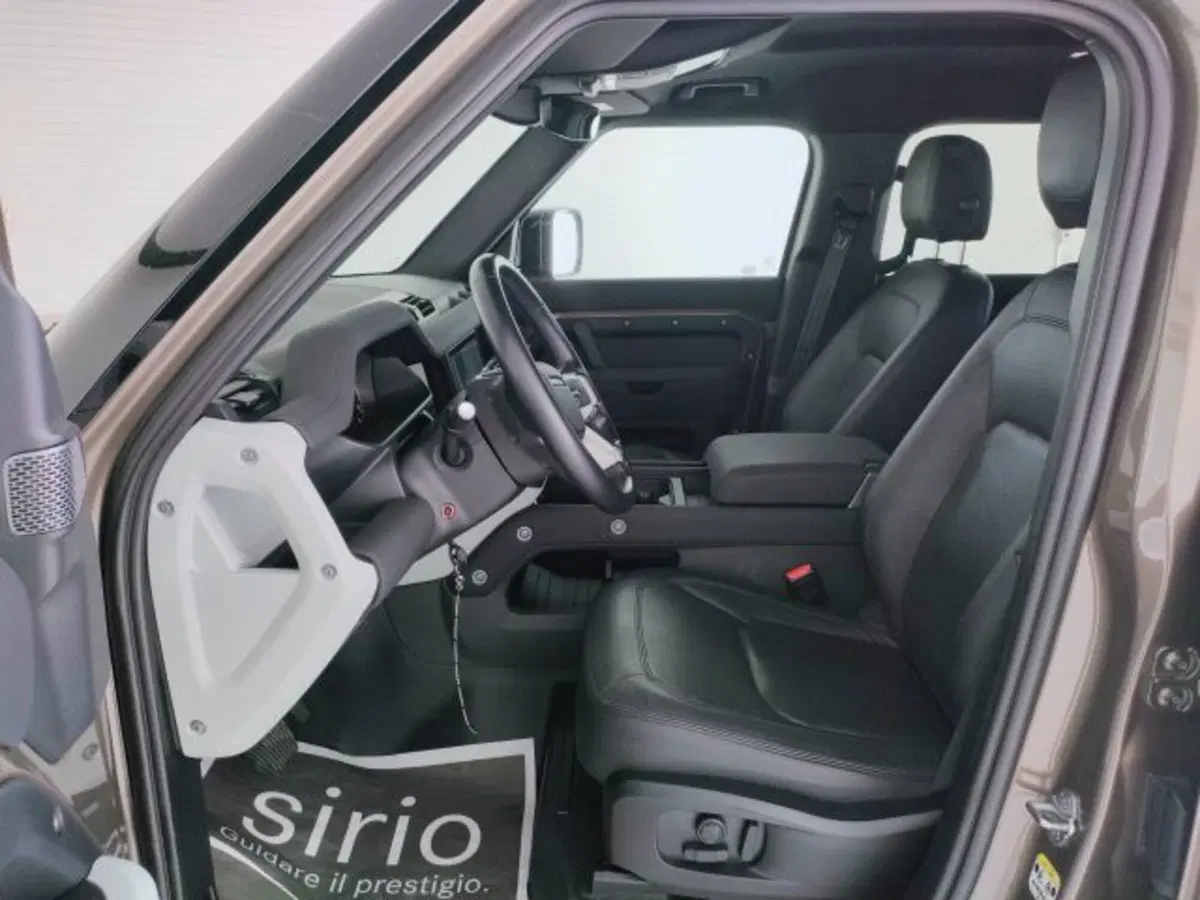 Land Rover Defender usata a Teramo (16)