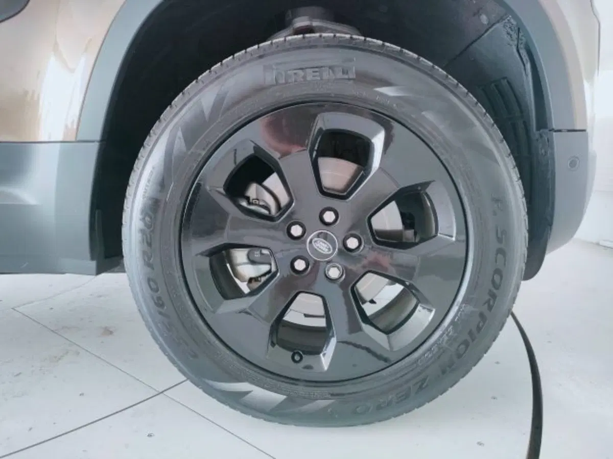 Land Rover Defender usata a Teramo (9)