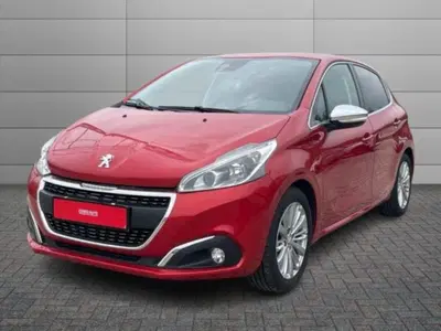 Peugeot 208 68 5 porte Active del 2019 usata a Albano Vercellese