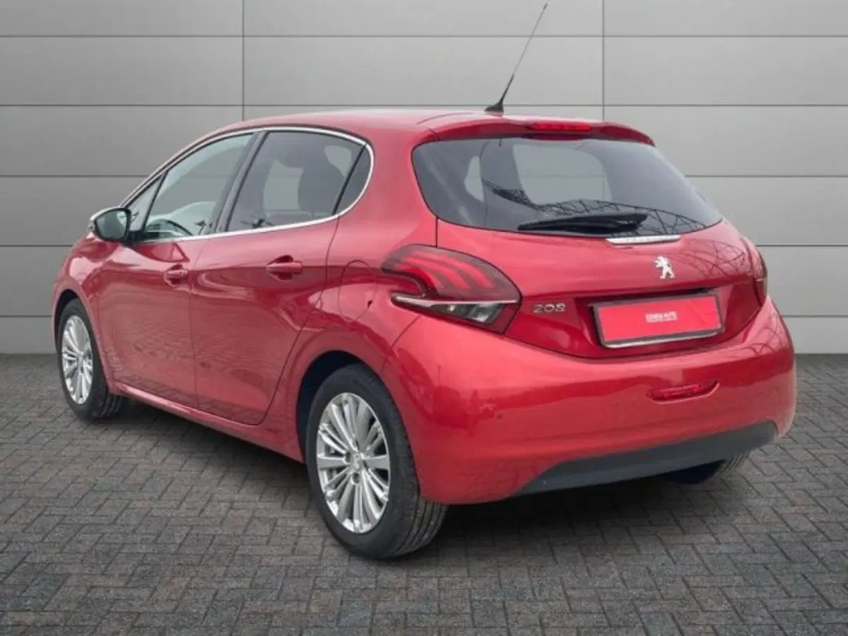 Peugeot 208 usata a Vercelli (4)