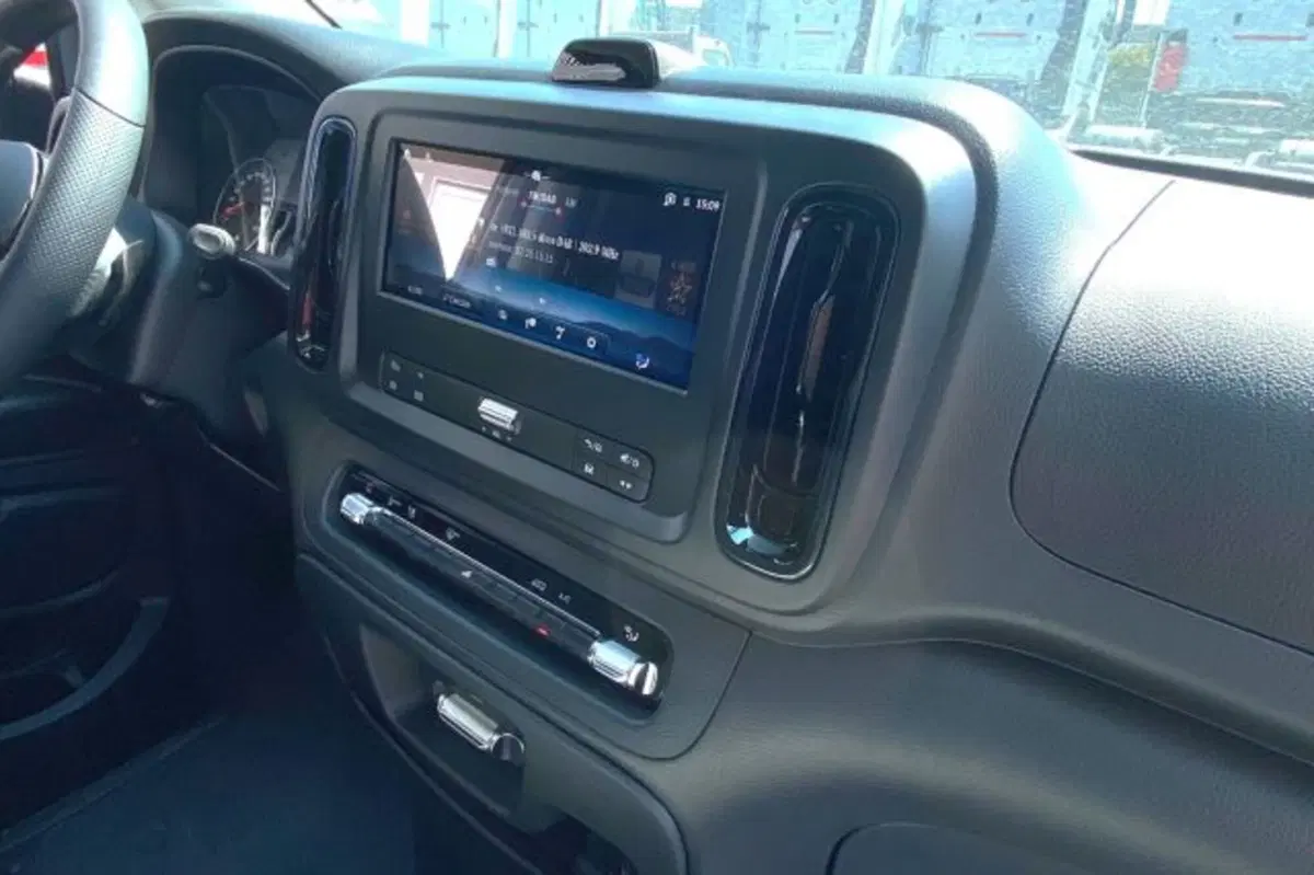 Mercedes-Benz Vito nuova a Bergamo (10)