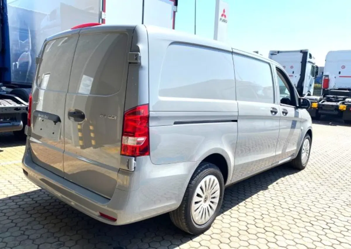 Mercedes-Benz Vito nuova a Bergamo (4)