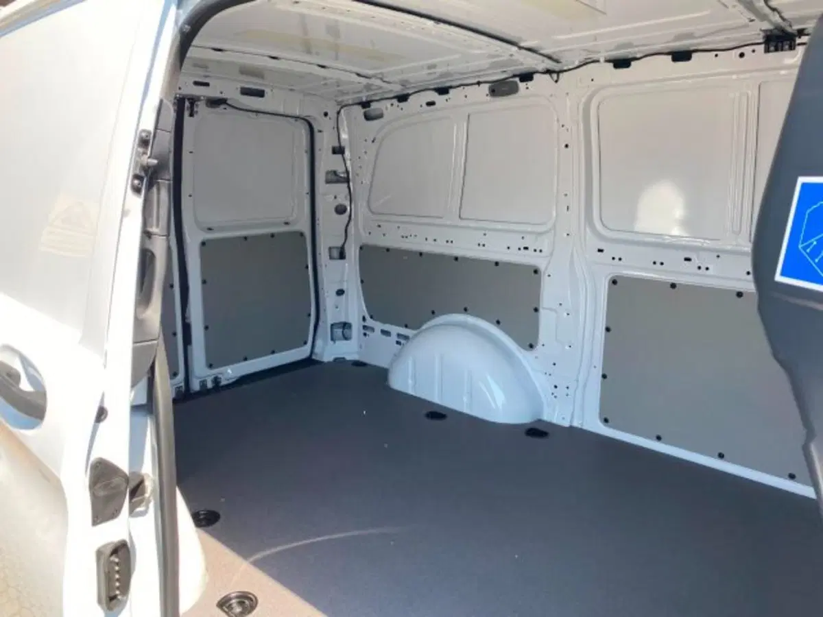 Mercedes-Benz Vito nuova a Bergamo (6)
