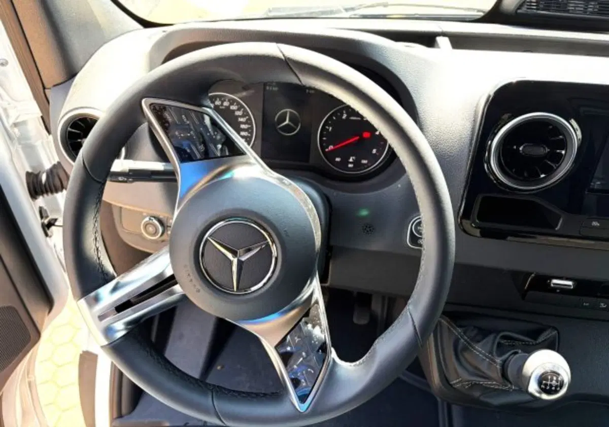 Mercedes-Benz Sprinter nuova a Bergamo (8)