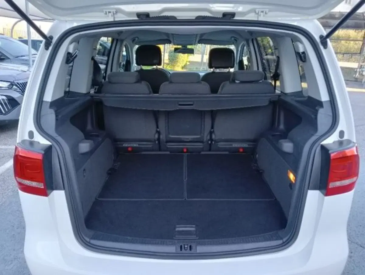 Volkswagen Touran usata a Brescia (14)