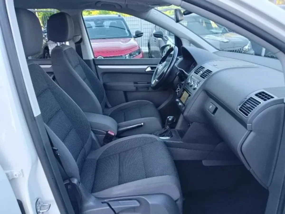 Volkswagen Touran usata a Brescia (18)