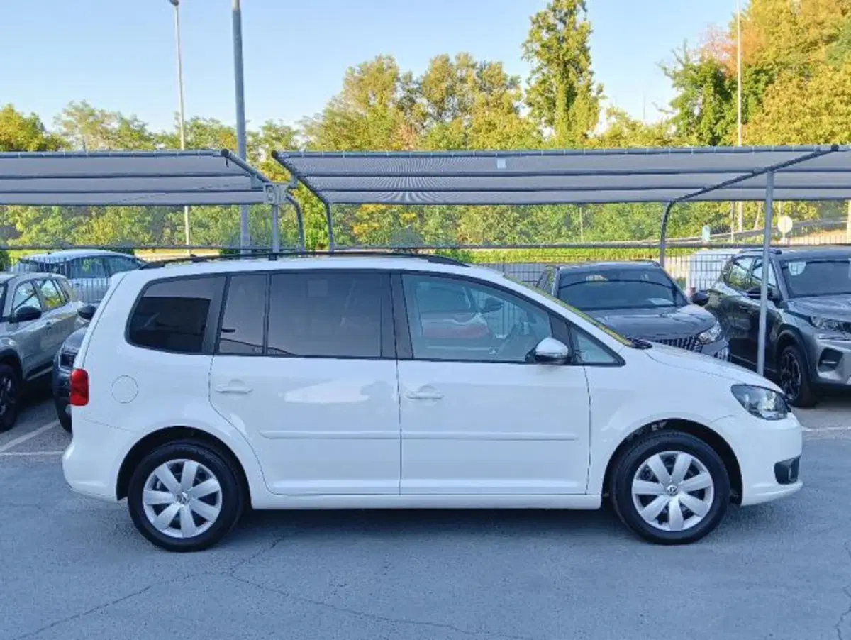 Volkswagen Touran usata a Brescia (4)