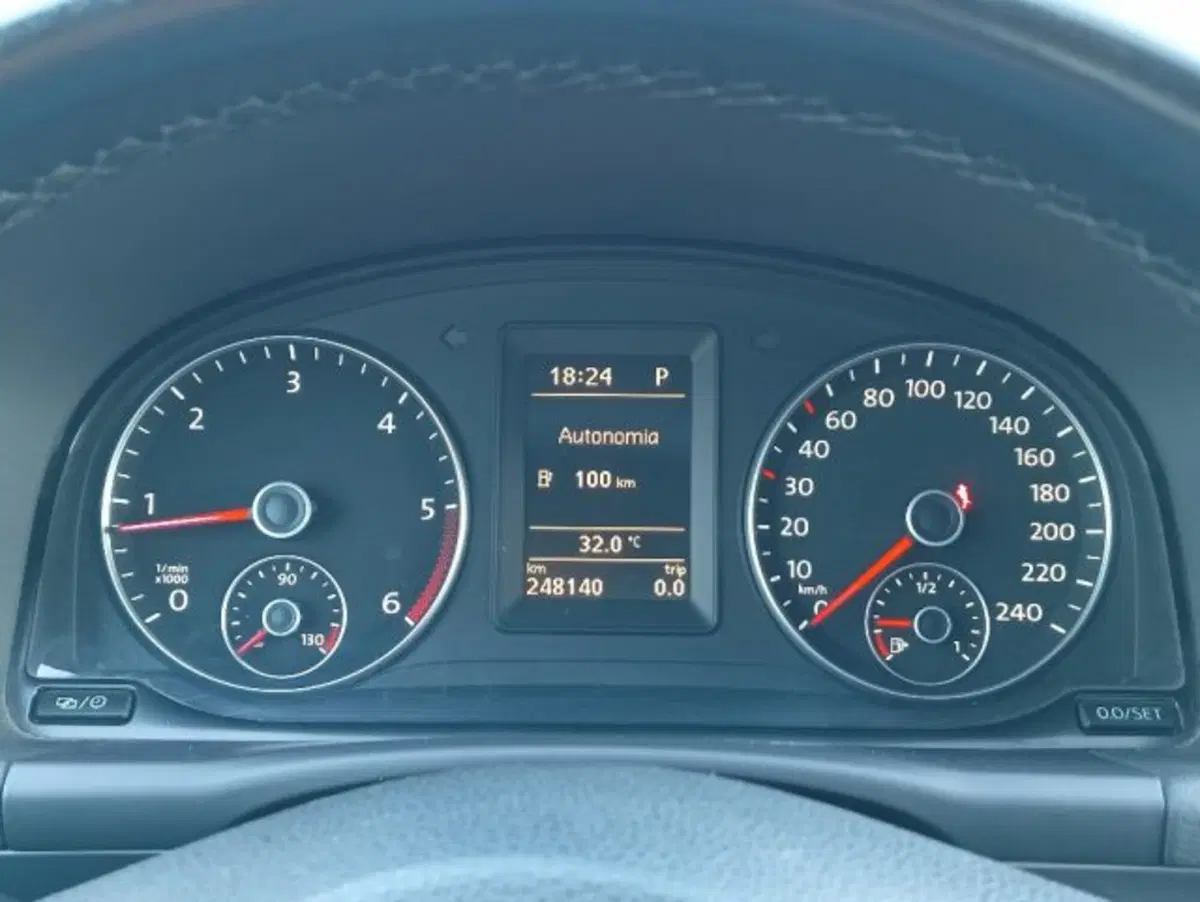 Volkswagen Touran usata a Brescia (7)