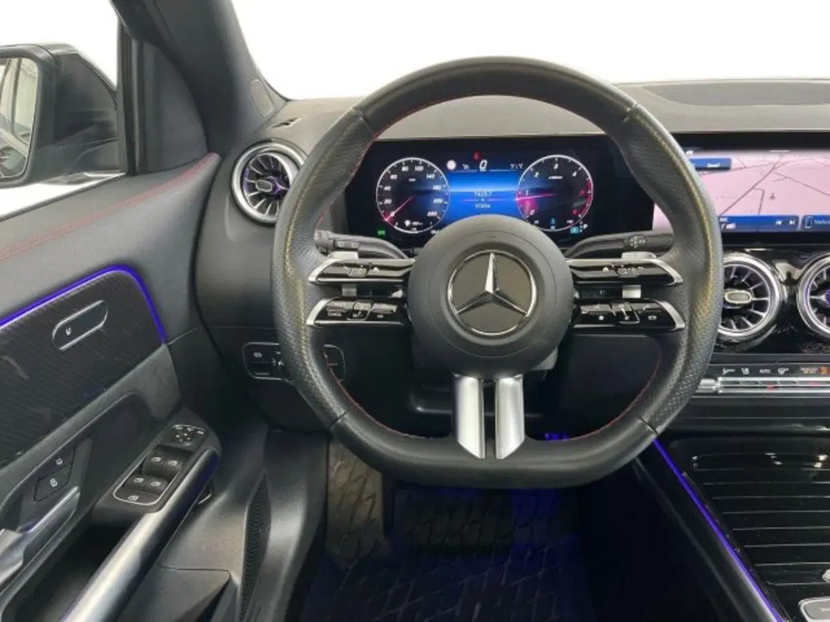Mercedes-Benz GLA SUV usata a Verona (11)