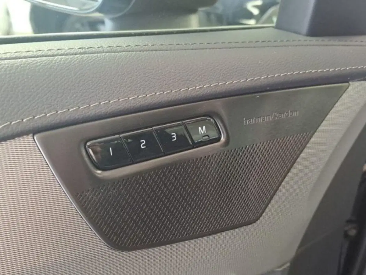 Volvo XC90 usata a Verona (13)