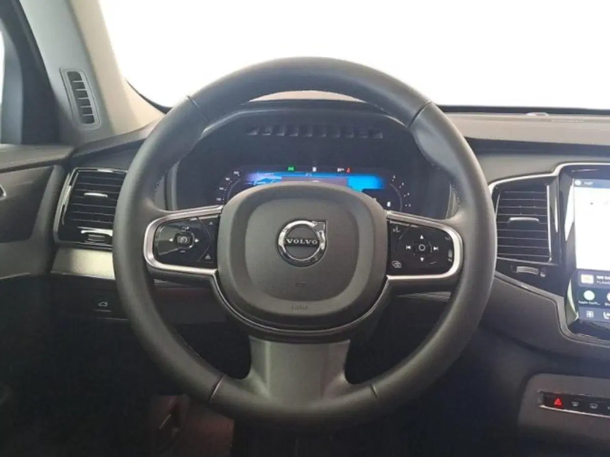 Volvo XC90 usata a Verona (9)
