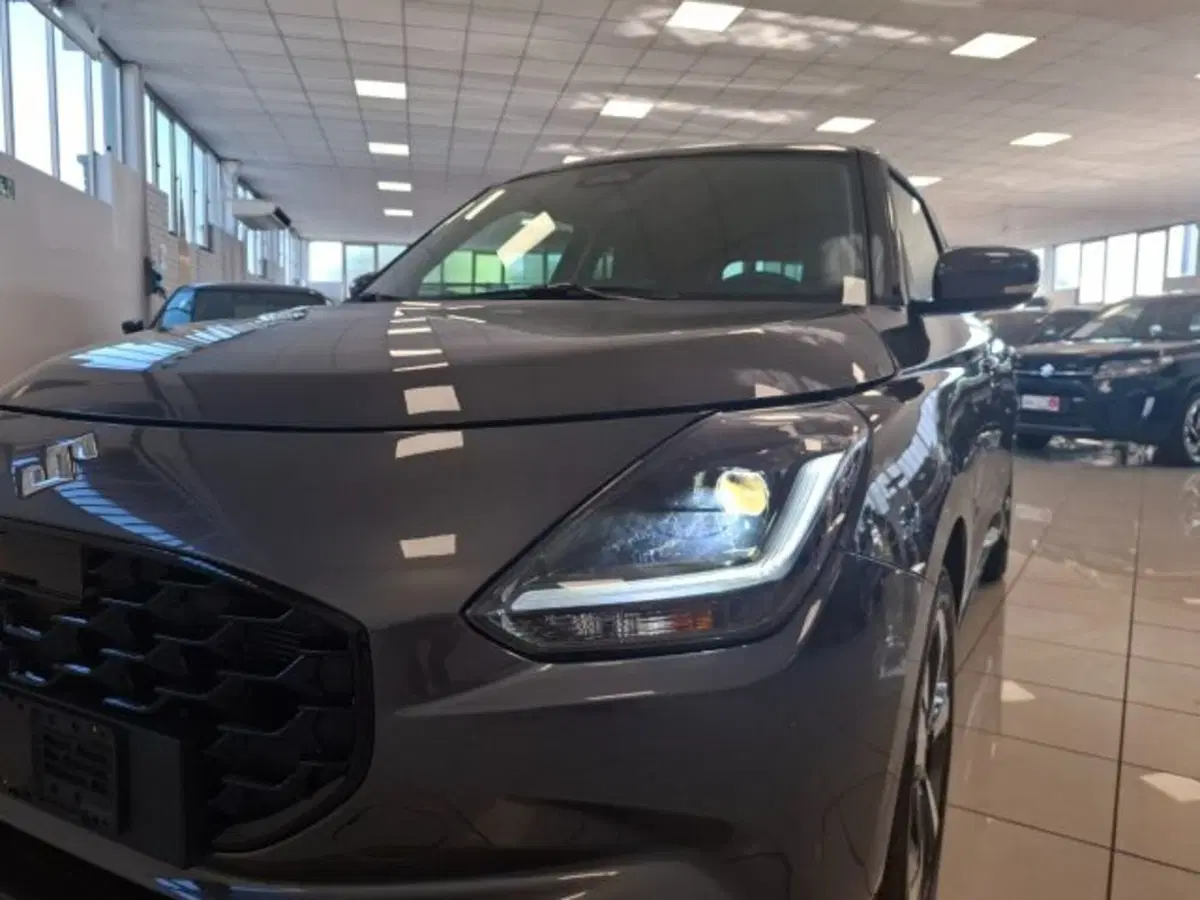 Suzuki Swift nuova a Reggio Emilia (17)
