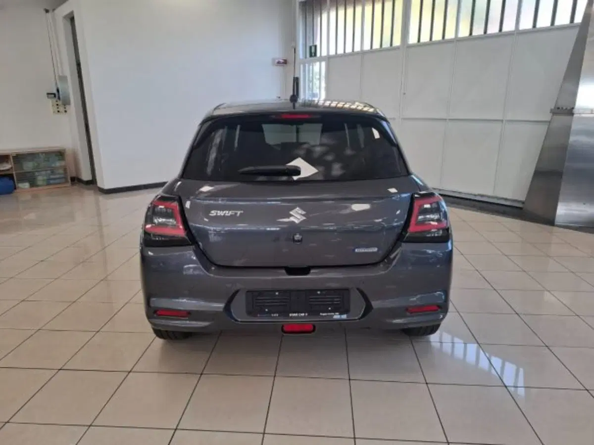 Suzuki Swift nuova a Reggio Emilia (3)