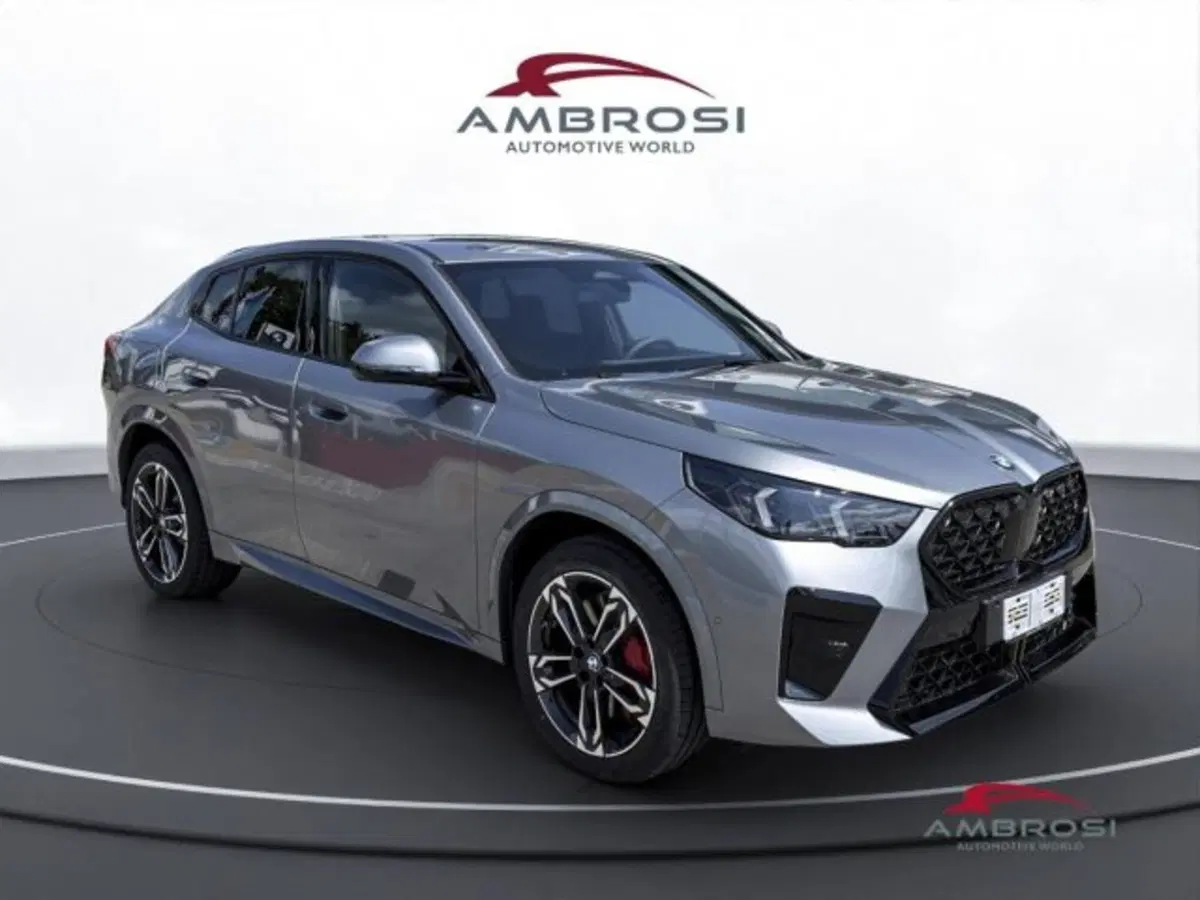 BMW X2 nuova a Perugia (2)