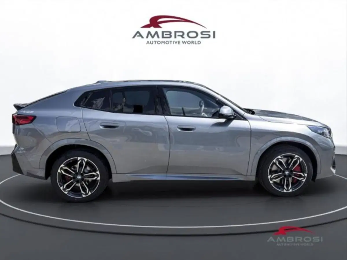 BMW X2 nuova a Perugia (5)