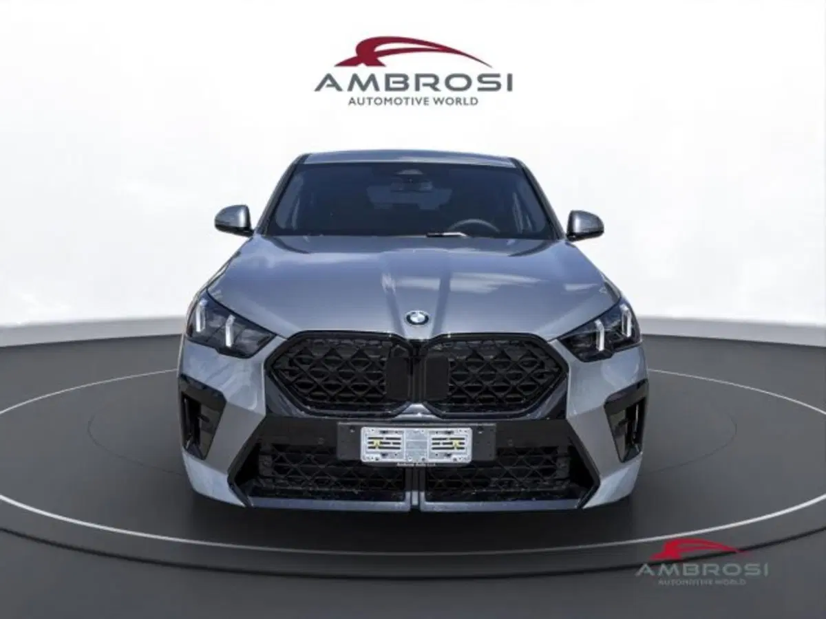 BMW X2 nuova a Perugia (7)