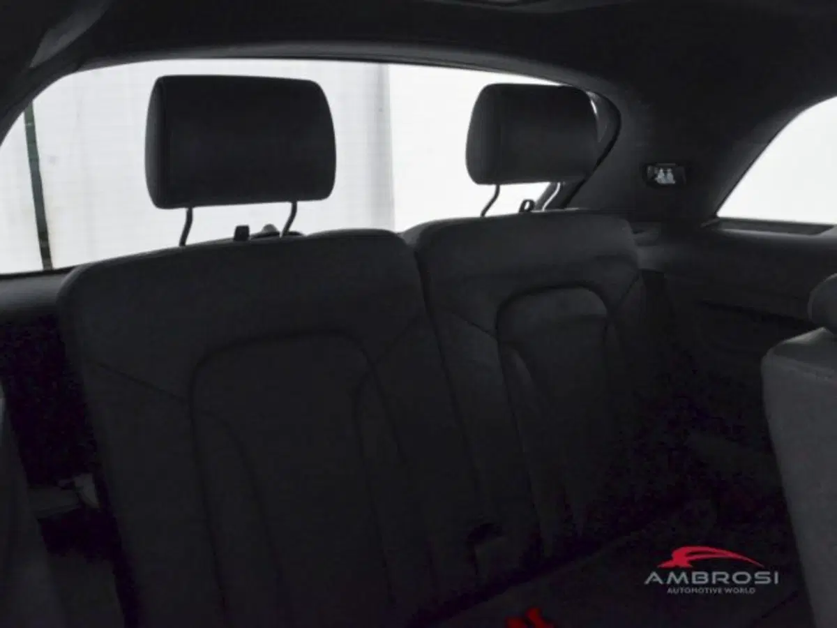 Audi Q7 usata a Perugia (11)