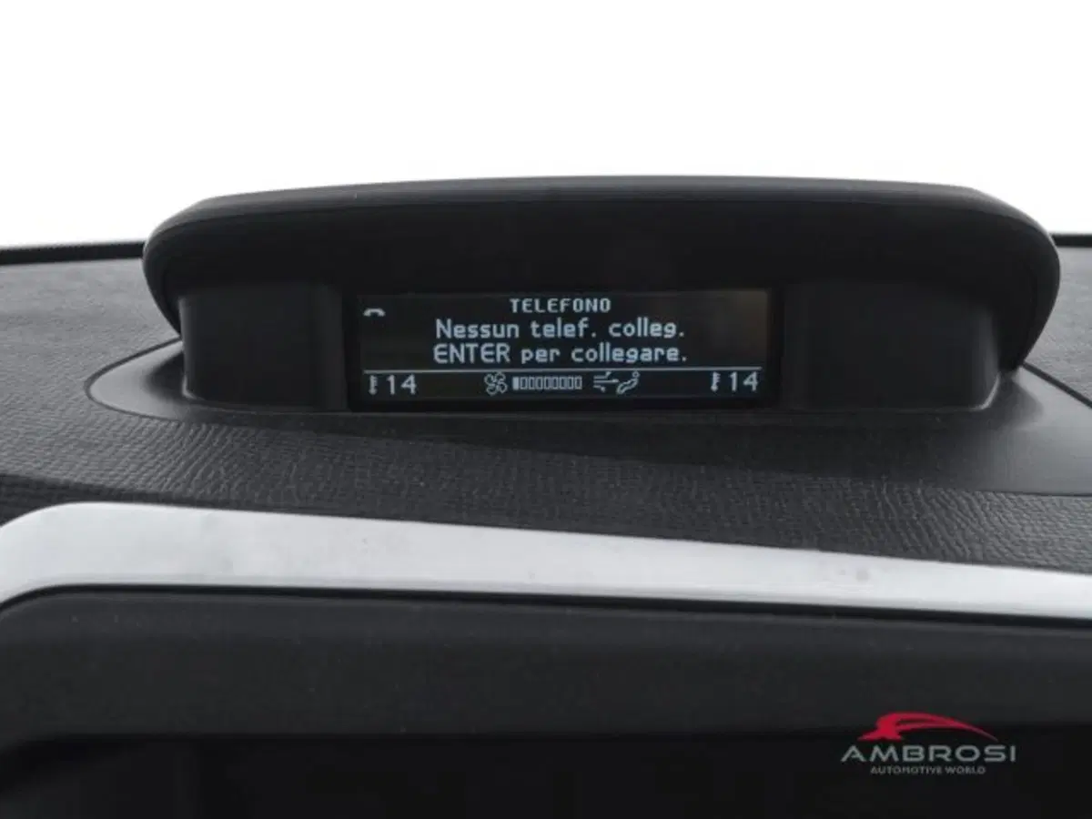 Volvo XC60 usata a Perugia (14)