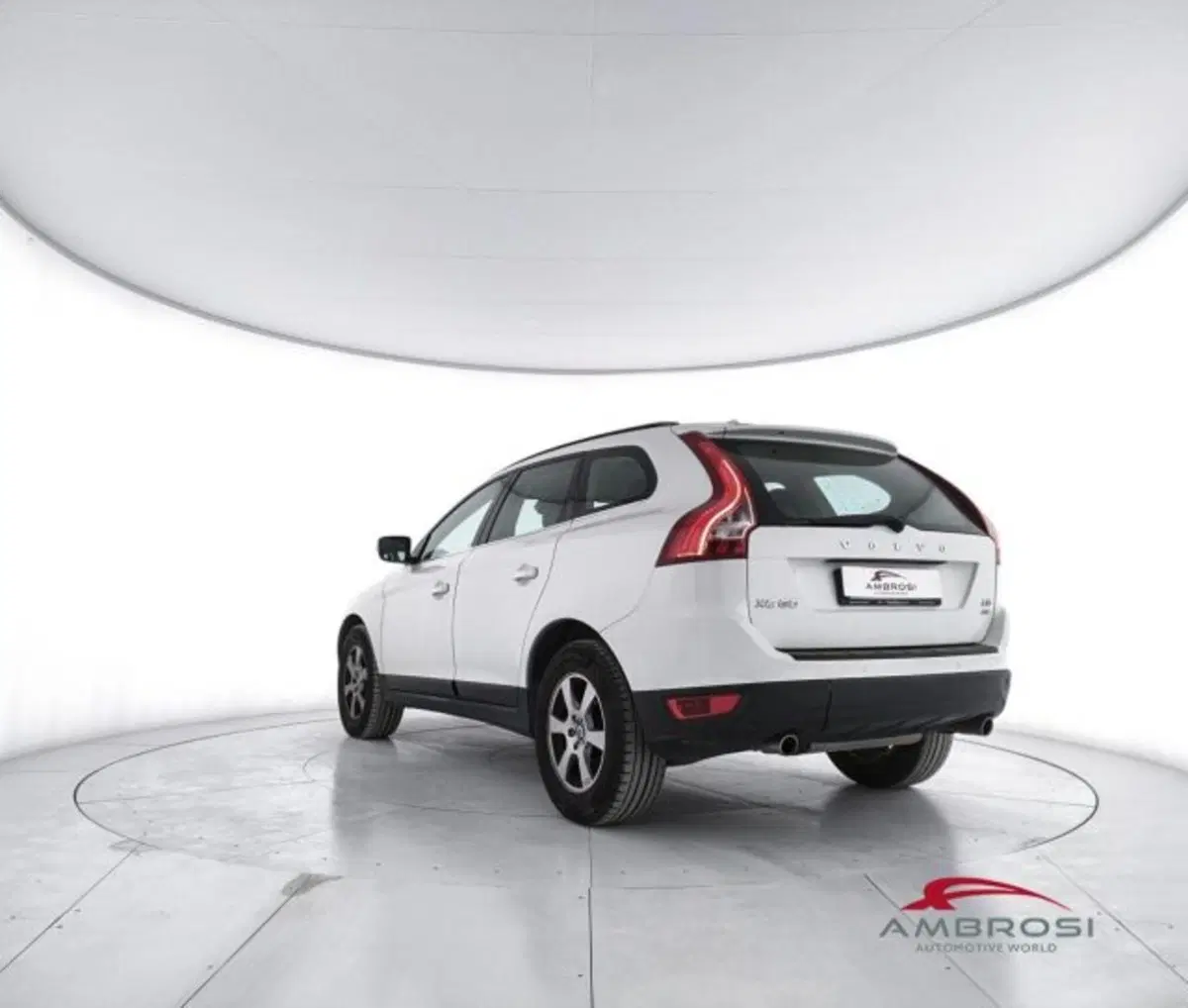 Volvo XC60 usata a Perugia (4)