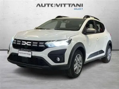 Dacia Sandero Stepway 1.0 TCe 90 CV Comfort del 2023 usata a Como