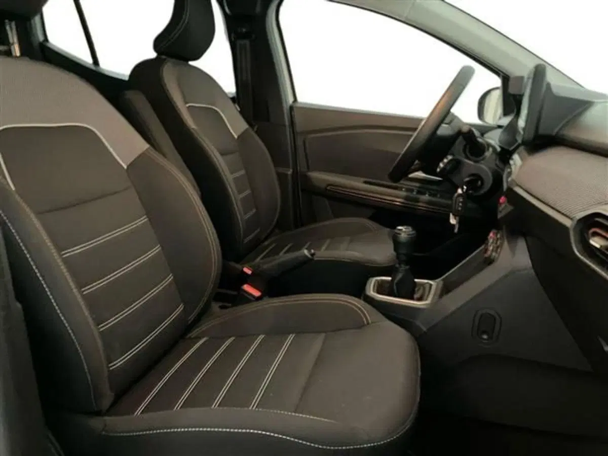 Dacia Sandero usata a Como (10)