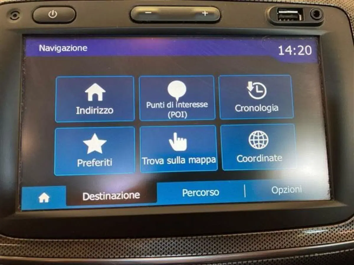 Dacia Sandero usata a Como (14)