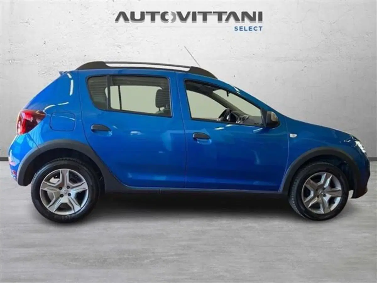 Dacia Sandero usata a Como (4)