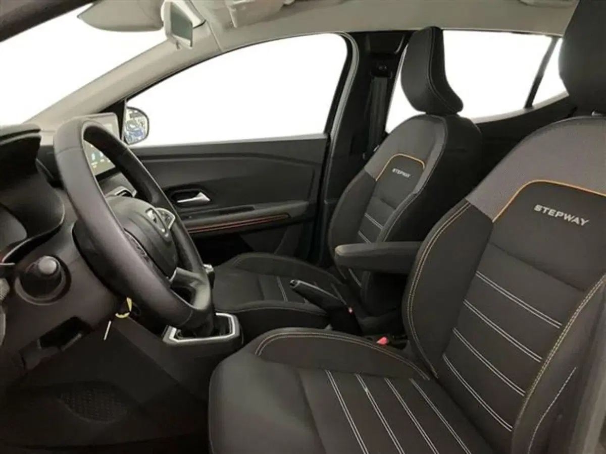 Dacia Sandero usata a Como (10)