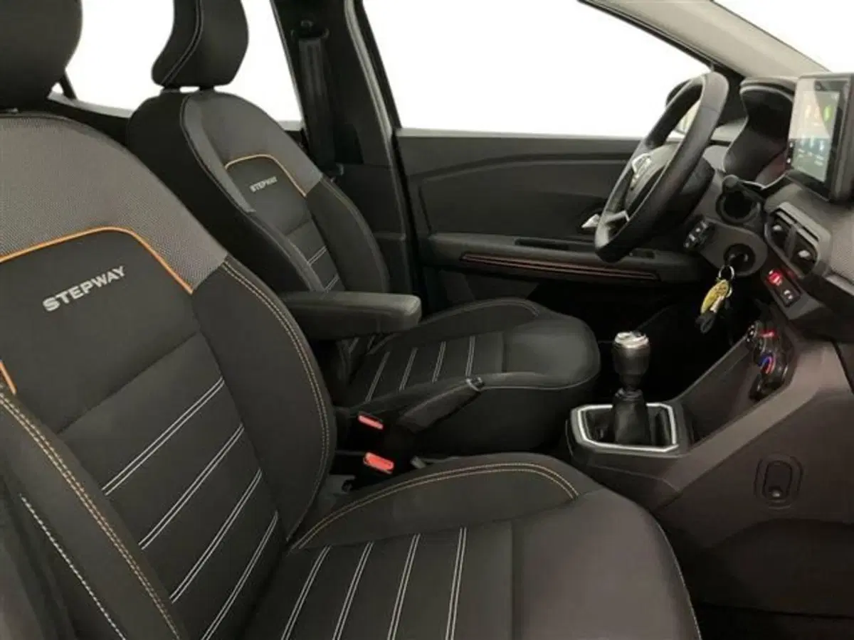 Dacia Sandero usata a Como (11)
