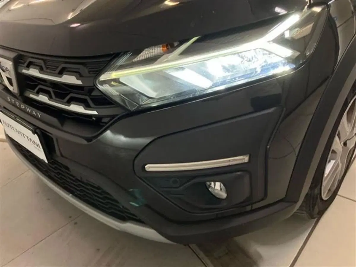 Dacia Sandero usata a Como (6)