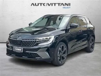 Renault Austral 1.2 full hybrid Techno Esprit Alpine 200cv auto del 2023 usata a Como