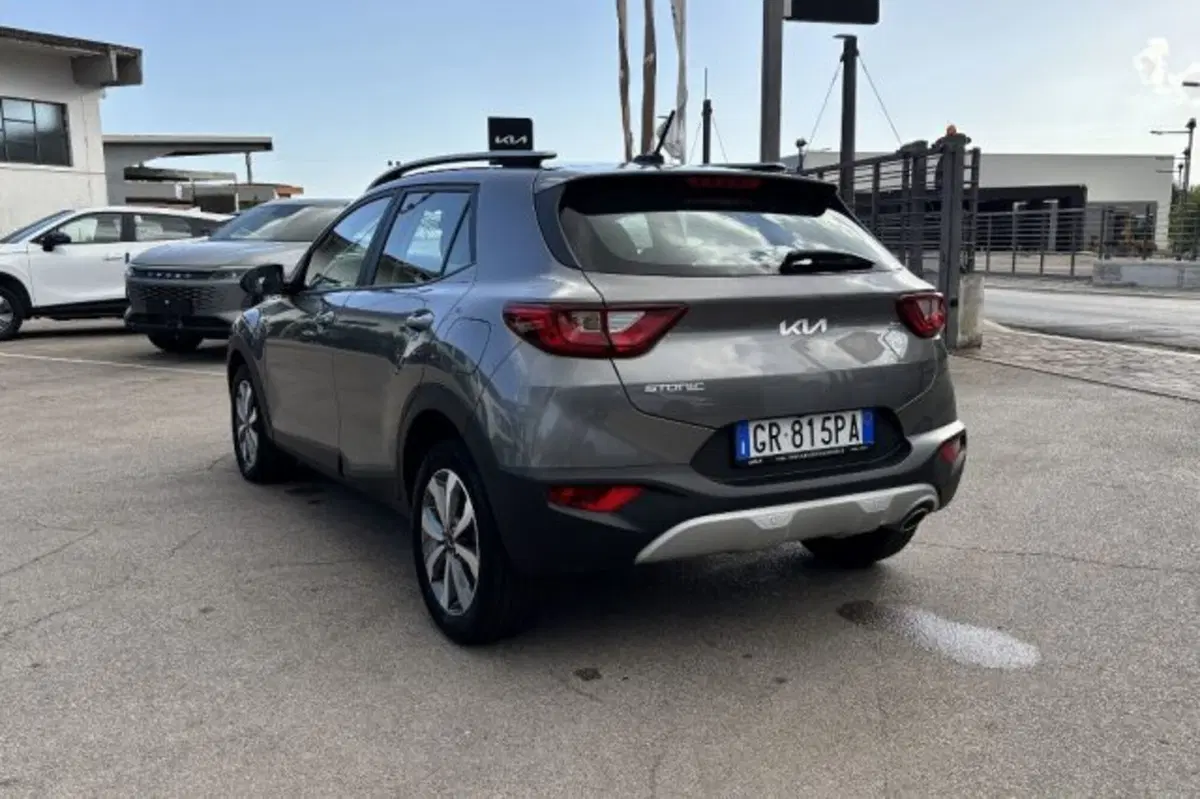 Kia Stonic usata a Latina (5)