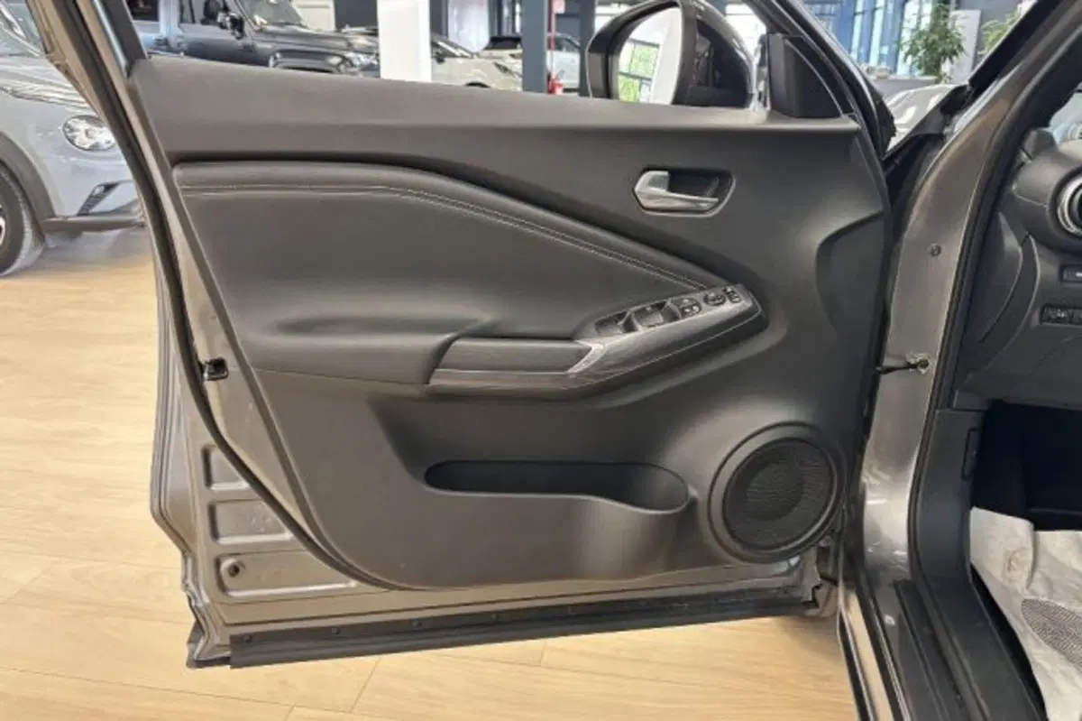 Nissan Juke usata a Latina (12)