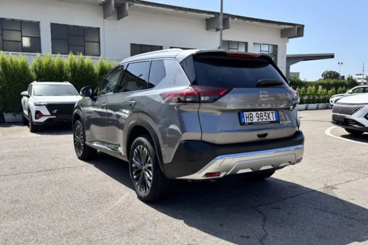 Nissan X-Trail usata a Latina (5)