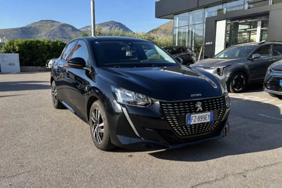 Peugeot 208 usata a Latina (2)