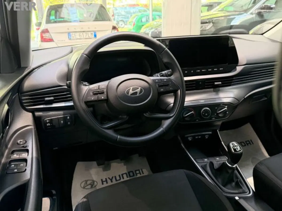 Hyundai i20 usata a Milano (11)