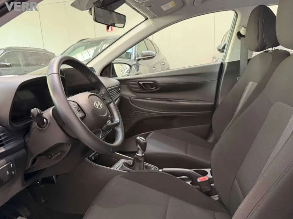 Hyundai i20 usata a Milano (12)