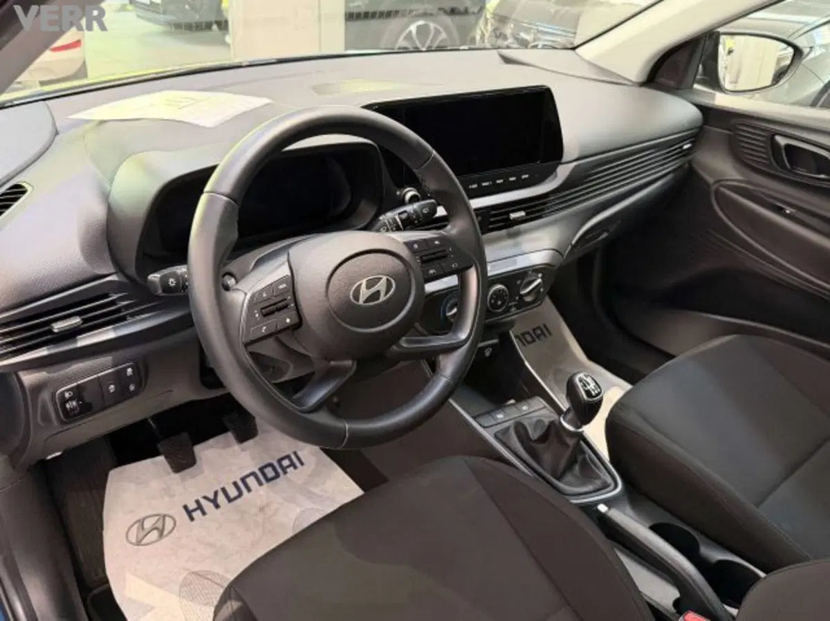 Hyundai i20 usata a Milano (9)