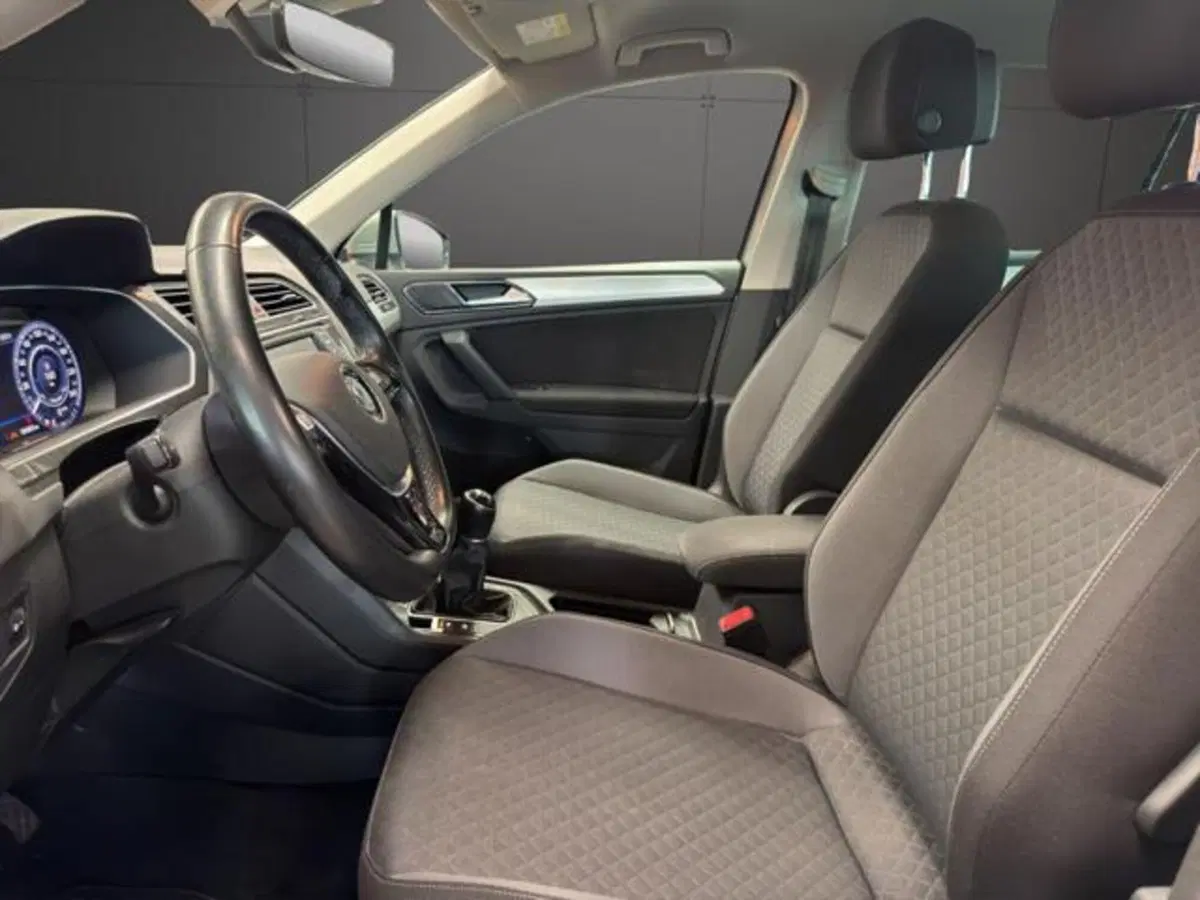 Volkswagen Tiguan usata a Milano (10)