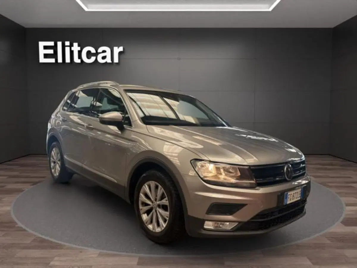 Volkswagen Tiguan usata a Milano (3)