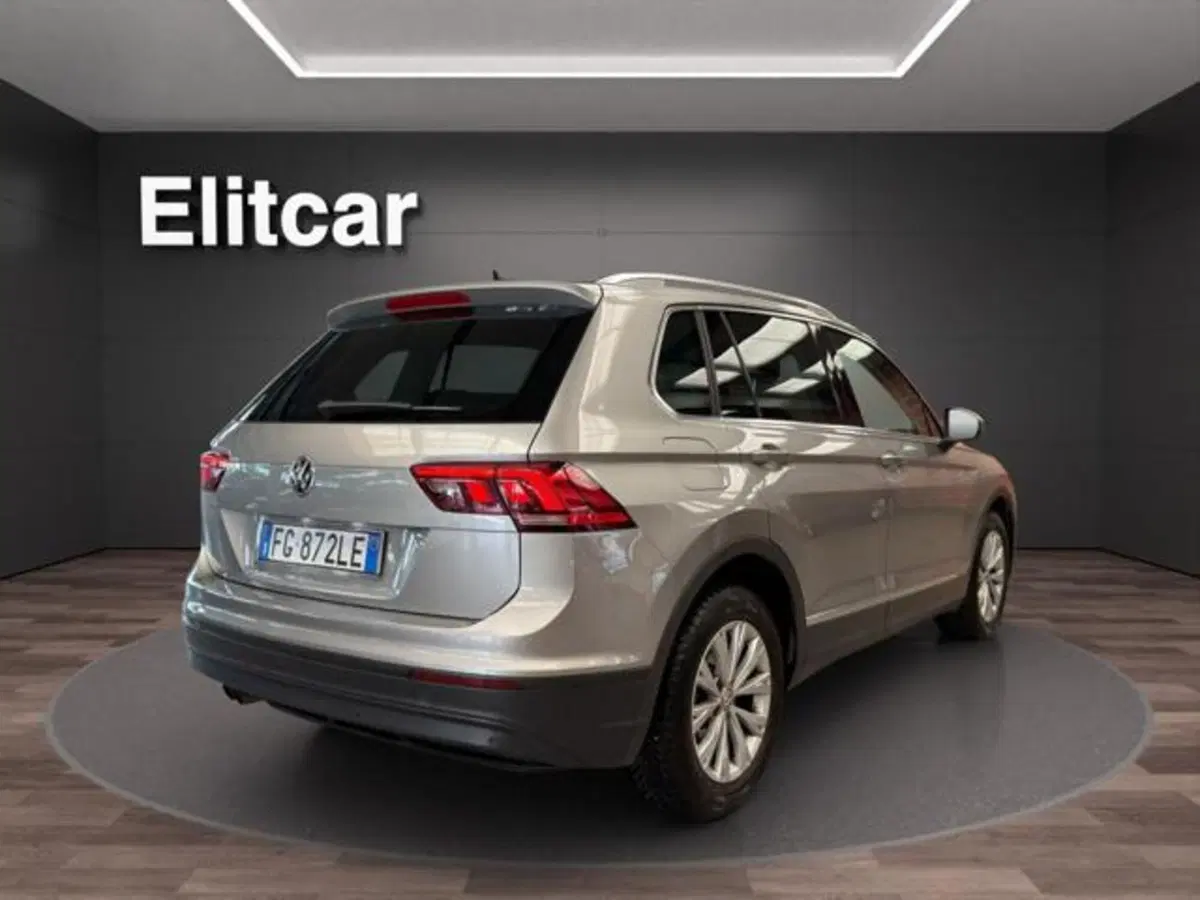 Volkswagen Tiguan usata a Milano (6)